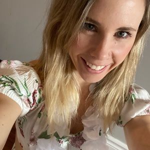 Meet your Posher, Candace